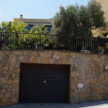 Holiday home With Garden, Pool And Views, Remote-working
