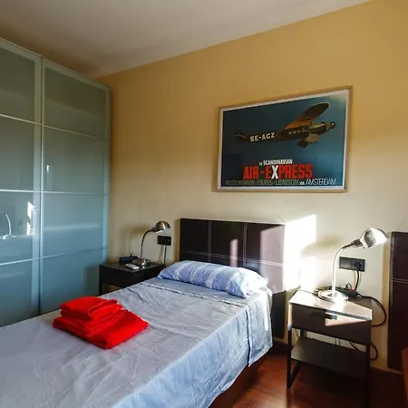 With Garden, Pool And Views, Remote-working Holiday home *